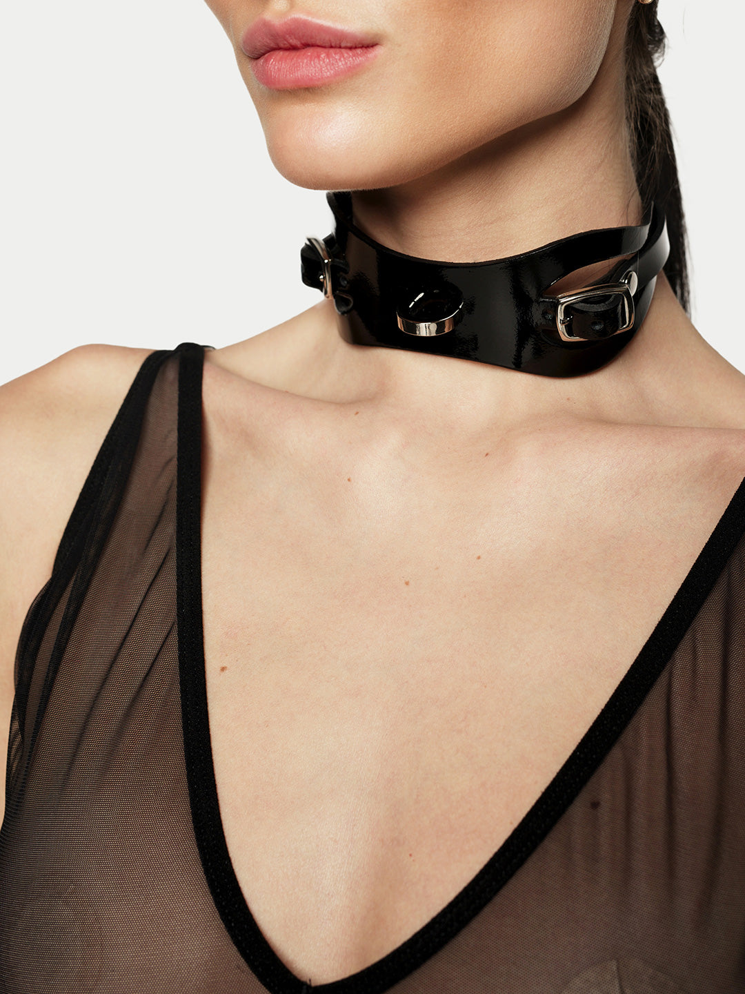 Cora Leather Choker in Patent Black