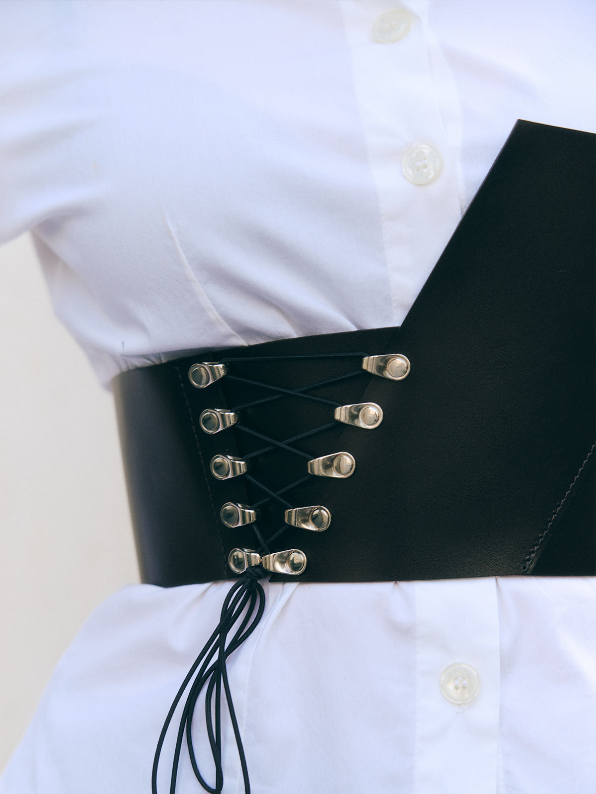 Corset en cuir Houx 